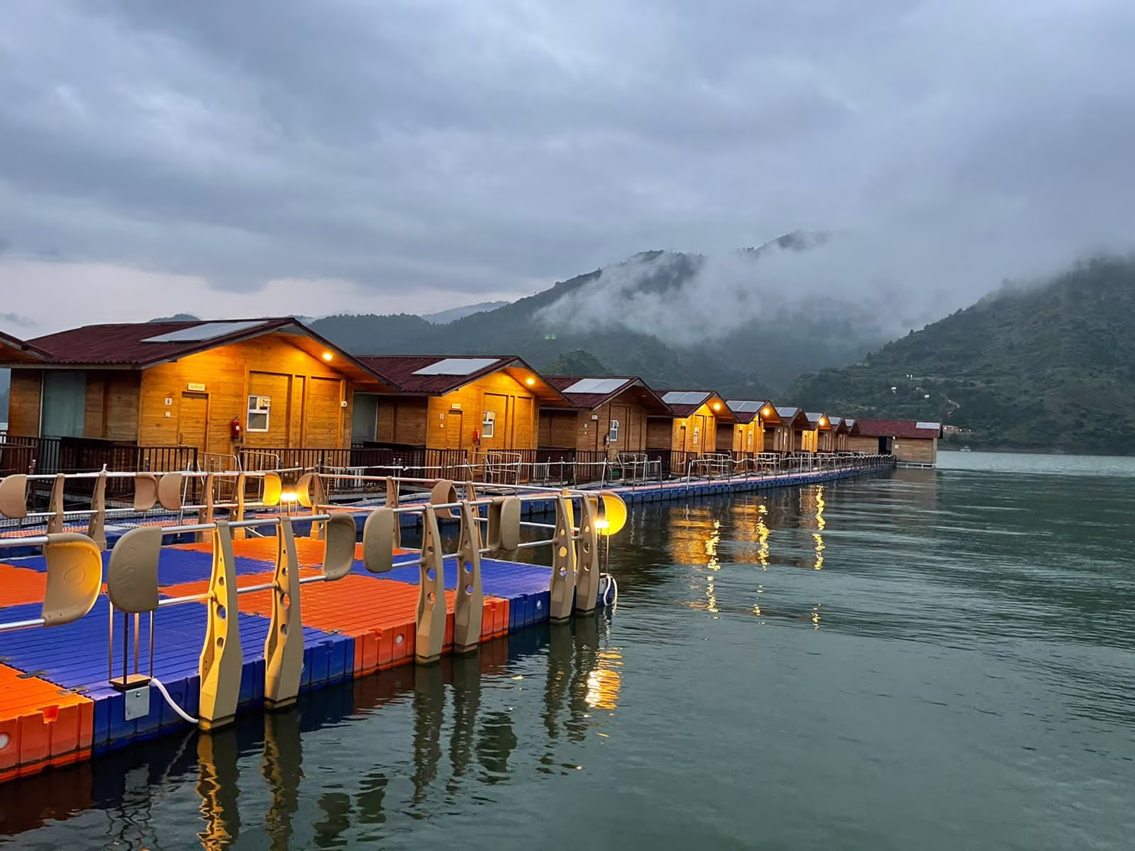 Taxi service in Tehri